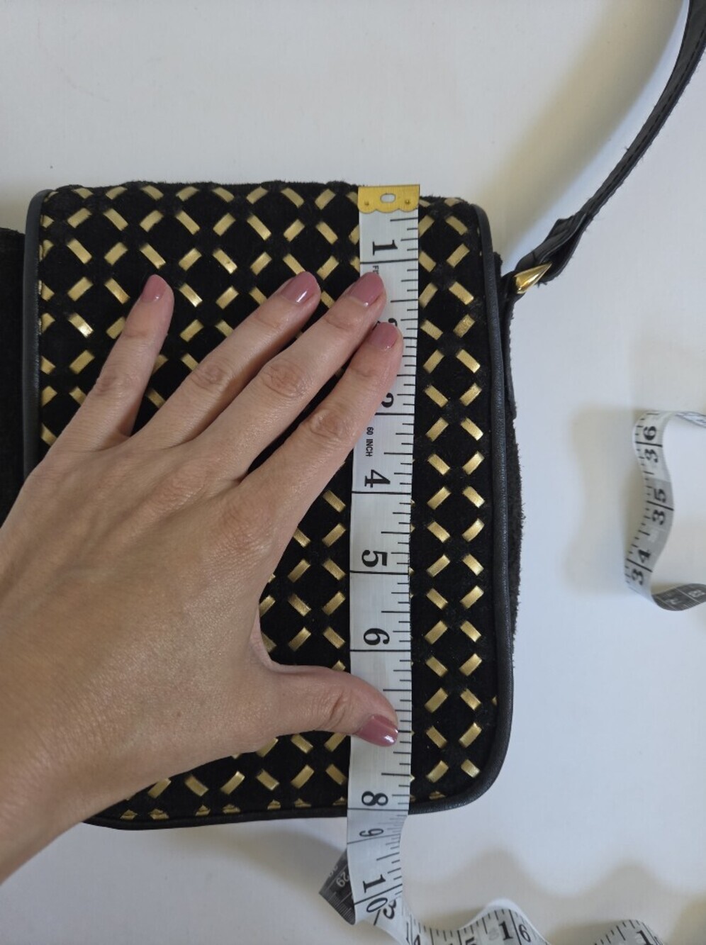VTG Black suede leather crossbody bag with woven gold accents wallet card slots - Picture 8 of 9